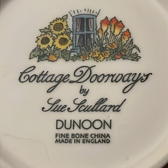 Dunoon Ceramics Bone China Cottage Cat Design Mug 4" - Picture 5 of 8